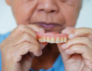 大田区中央（池上・大森）の歯医者: 谷歯科クリニックで高齢者の口腔トラブルについての解説